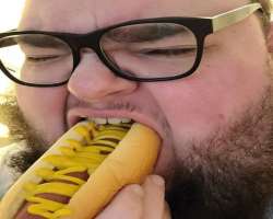 Jon Sudano eating non vegetarian food